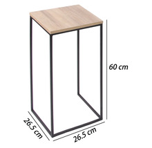 Blumentisch mit Holzplatte und schwarzem Metallgestell, Höhe 60 Zentimeter, Breite 26,5 Zentimeter, Tiefe 26,5 Zentimeter.