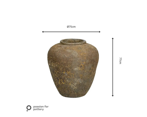 Pflanzgefäß aus Keramik mit strukturierter Oberfläche, Durchmesser 75 Zentimeter, Höhe 77 Zentimeter, passion for pottery Logo.
