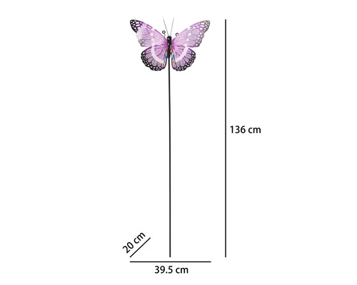 Gartenstecker mit lila Schmetterling, Höhe 136 Zentimeter, Breite 39,5 Zentimeter, Tiefe 20 Zentimeter.