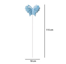 Gartenstecker mit Schmetterlingsmotiv, Höhe 115 Zentimeter, Breite 18 Zentimeter.