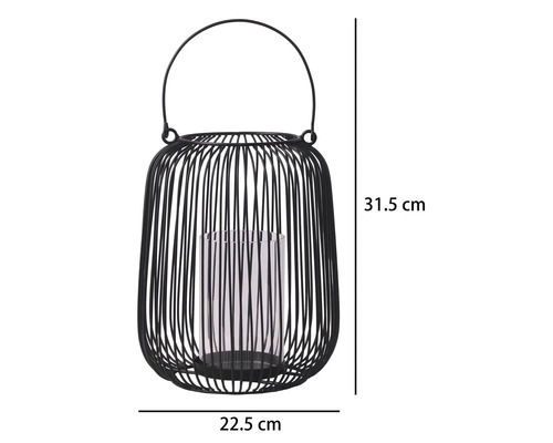 Schwarze Metall-Drahtlaterne mit Glaseinsatz und Tragegriff, Höhe 31,5 Zentimeter, Breite 22,5 Zentimeter.
