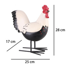 Dekofigur Hahn aus Metall, weiß-schwarz mit rotem Kamm, Höhe 28 Zentimeter, Breite 25 Zentimeter, Tiefe 17 Zentimeter.