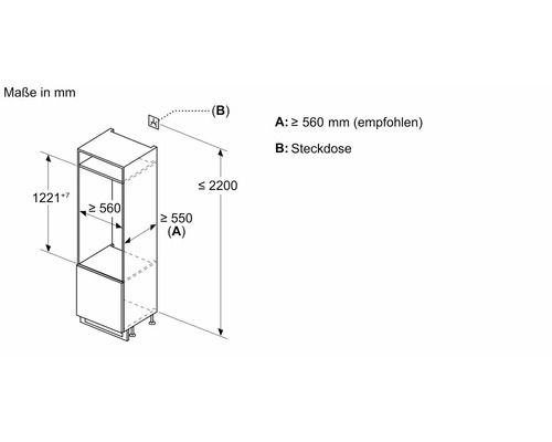 Technische Zeichnung mit Einbaumaßen für einen Küchenhochschrank zur Geräteintegration in Millimetern.