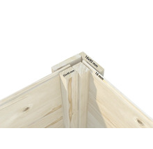 Eckverbindung eines Hochbeets aus Holz mit Maßangaben von 16 mal 95 Millimeter für die Bretter und 32 mal 40 Millimeter für den Eckpfosten.