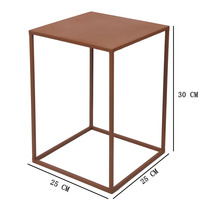 Quadratischer Metallbeistelltisch mit 25 mal 25 mal 30 Zentimeter