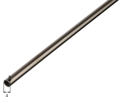 Metallrohr mit Größenangaben