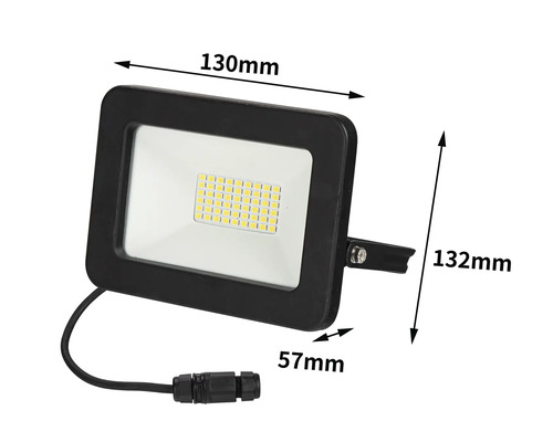 LED Strahler mit den Maßen 130 mm mal 132 mm mal 57 mm.