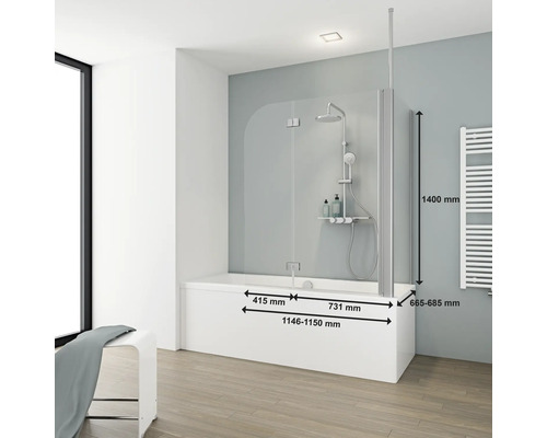 Badezimmer mit Badewanne, Badewannenaufsatz aus Glas und Maßangaben