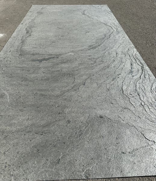 Steinfurnier Wandverkleidung aus Naturstein Schieferfurnier silber grau 244 x 122 cm ModernStone