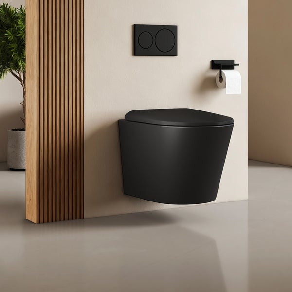 Wandhängendes WC in Schwarz mit Betätigungsplatte und Toilettenpapierhalter