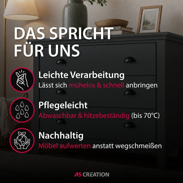 Infografik zur AS Creation Möbelfolie auf einer Kommode: Leichte Verarbeitung, pflegeleicht, hitzebeständig bis 70 Grad Celsius und nachhaltig. AS Creation Logo.