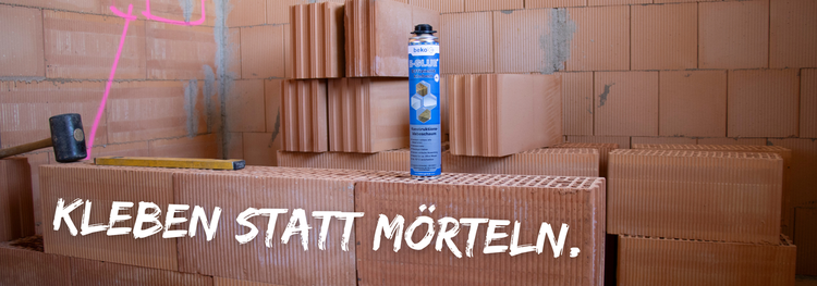 Beko E-Glue Klebeschaum mit Hammer, Wasserwaage und Ziegelsteinen