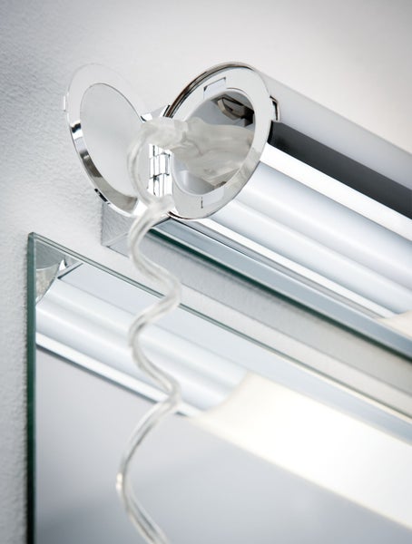 Selection Bathroom LED Spiegelleuchte Orgon Steckdose IP44 3000K 570lm 230V 7,5W Chrom
