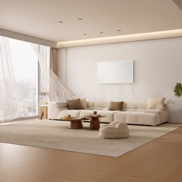 Modernes Wohnzimmer mit hellem Sofa, Holztisch, großem Teppich und Infrarotheizung an der Wand, helle und einladende Einrichtung.