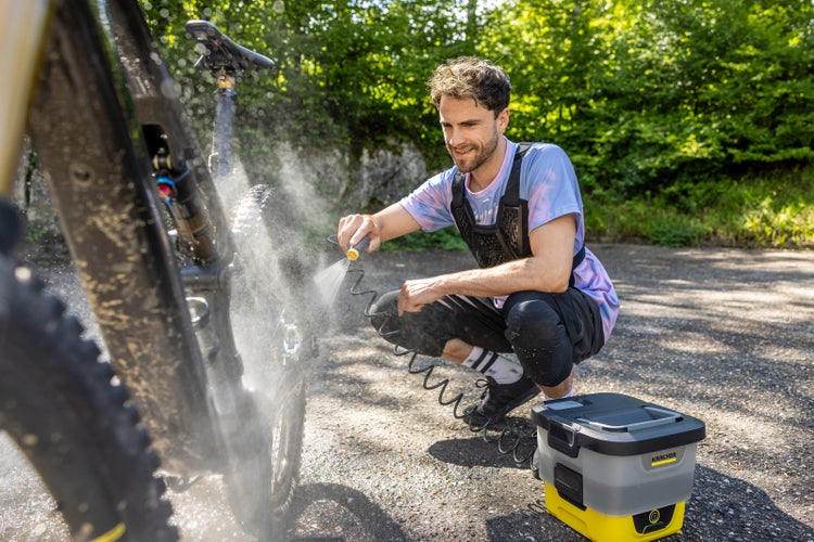Mobile Outdoor Cleaner OC 4