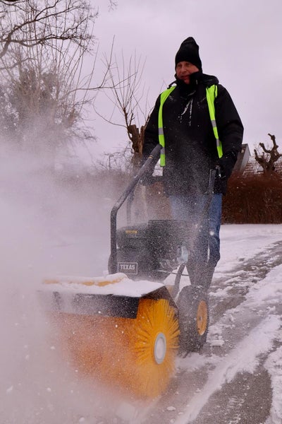 Kehrmaschine Benzin TEXAS Handy Sweep 650TGE mit E-Start – 212ccm Power für Schnee, Schmutz & große Flächen