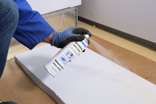 WEICON Sprühkleber extra stark|sprühbarer Kontaktklebstoff für starke und dauerhafte Verklebungen von Filz, Kunstleder und Dämmstoffen|500 ml