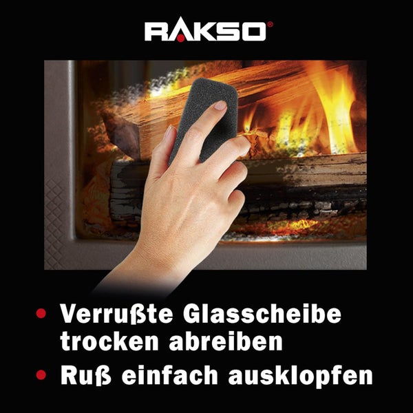 Rakso Logo. Eine Hand reinigt die verrußte Scheibe eines Kamins trocken mit einem Glasscheibenreiniger aus Stahlwolle.