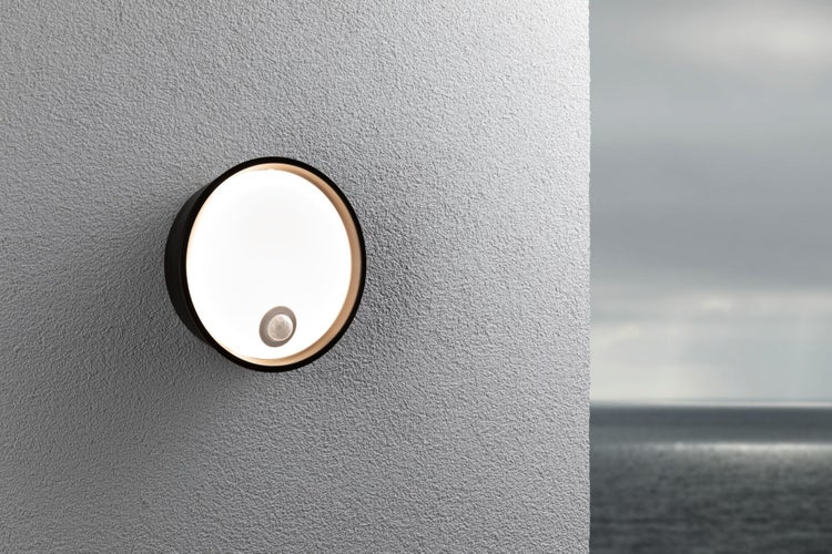 LED Außenwandleuchte Platomo Dämmerungsgesteuerter Bewegungsmelder (IR) seewasserresistent IP44 rund 180mm 3000K 14,5W 1200lm 230V Schwarz Kunststoff