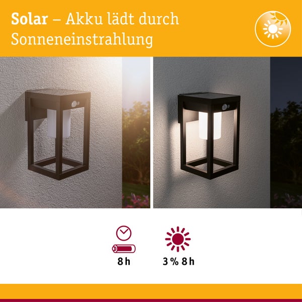 Solarbetriebene Außenwandleuchte in Laternenform mit Bewegungsmelder. Lädt durch Sonnenlicht, Leuchtdauer bis zu acht Stunden.