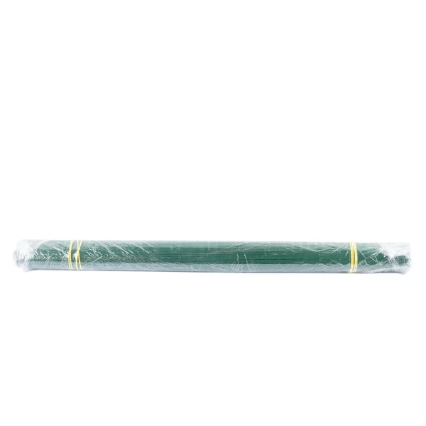 Gebündelter grüner Blumendraht in transparenter Folienverpackung.