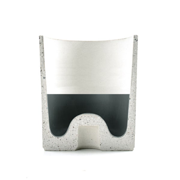 Beton Blumentopf im Querschnitt