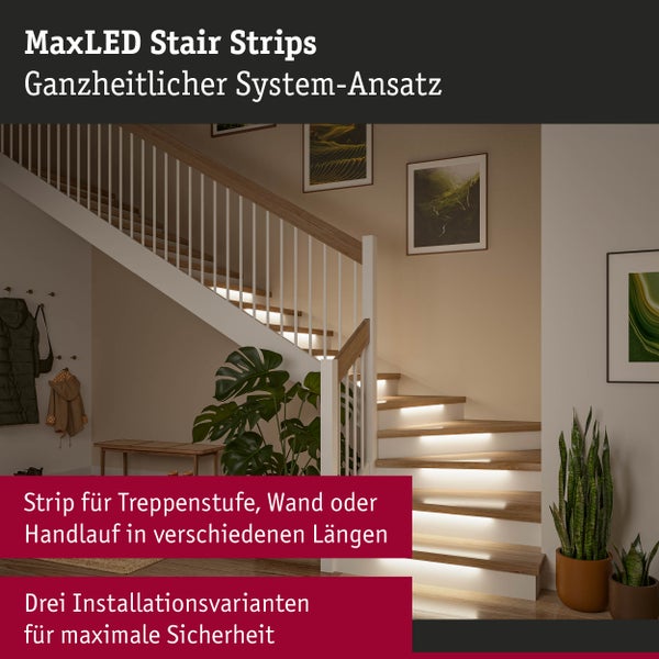Beleuchtete Treppe mit LED-Lichtern für Treppenstufen
