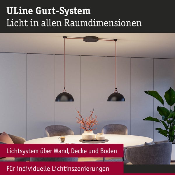 Küchenszene mit Spüle, Armatur, Schneidebrett und Zutaten für Caprese.