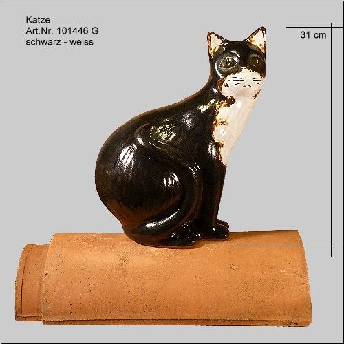 Firstfigur Katze sitzend glasiert schwarz-weiß Höhe 31 Zentimeter auf Firstziegel.