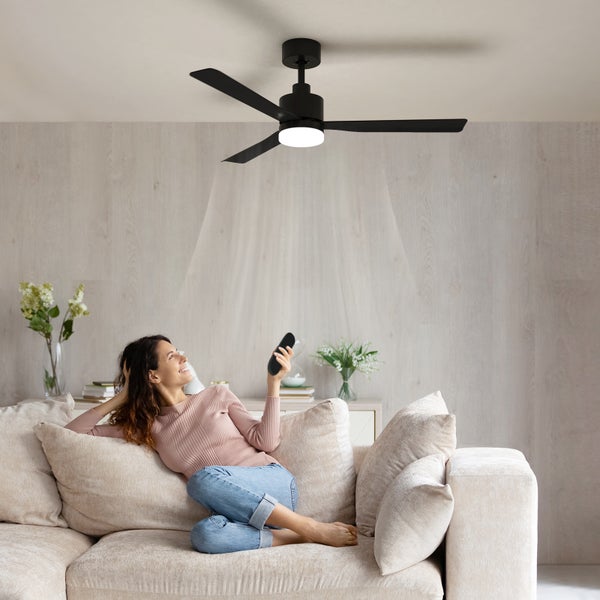 EMKE Deckenventilator mit LED, dimmbar, 6 Geschwindigkeiten, Fernbedienung & Timer, Schlafmodus, Ø1320×378 mm, Schwarz
