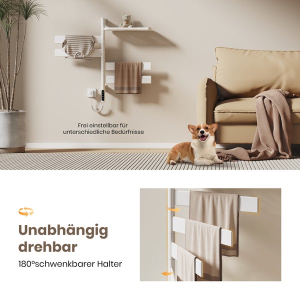 Freistehender, schwenkbarer Handtuchwärmer mit Handtüchern in einem hellen Wohnzimmer mit Hund