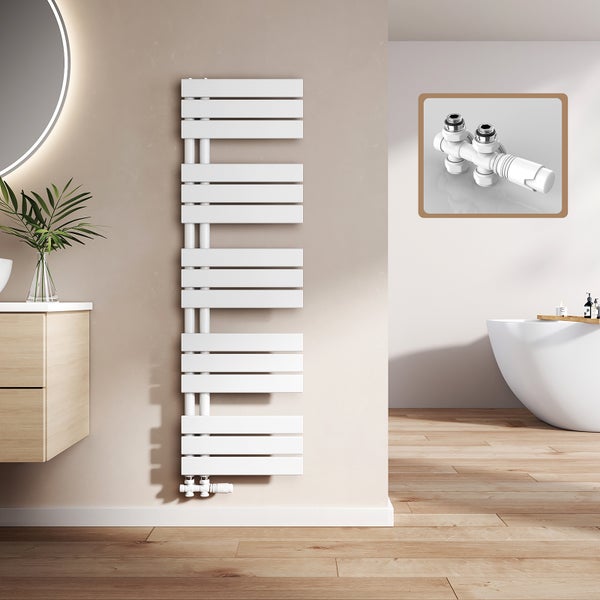 Modernes Badezimmer mit weissem Handtuchwärmer und Thermostatventil