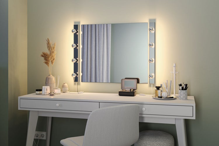 Modern Classic Edition Standard 230V LED Tropfen Kopfspiegel E14 4x440lm 4x4,8W 2700K dimmbar Kopfspiegel Silber