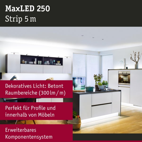 Moderne Küche mit MaxLED 250 Strip Beleuchtung