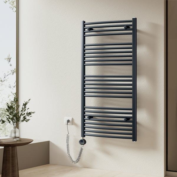 Elektrischer Handtuchwärmer zur Wandmontage im Badezimmer