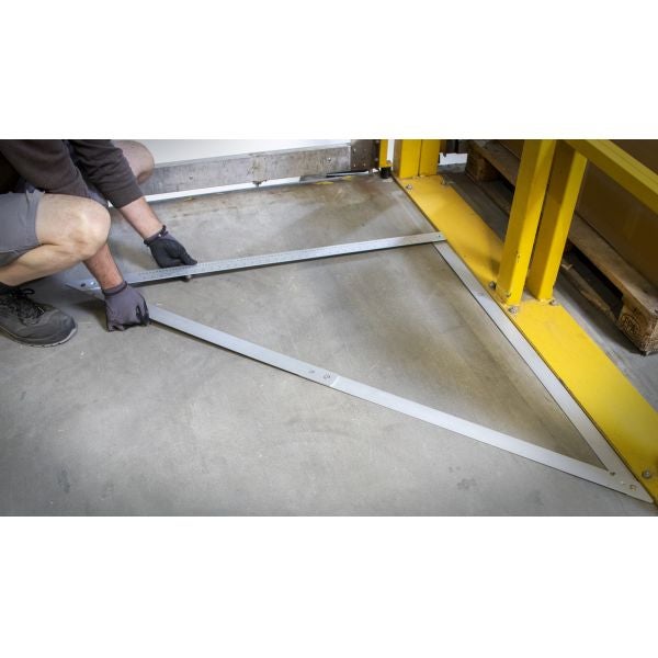 Triuso Bauwinkel zusammenklappbar f. 45/90 Grad Länge 122x122x172cm - 1 Stück