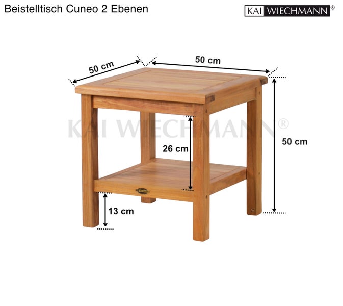 Nahaufnahme einer Gartenmöbel-Oberfläche aus Teakholzlatten mit stabiler Eckverbindung.