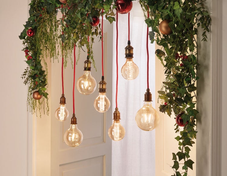 1879 Filament 230V LED Globe G95 E27 450lm 6W 1700K dimmbar Gold