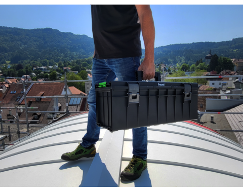 Freund Job-Starterset KLEMPNER inkl. Kst-Werkzeugkoffer und superstabilem Alugriff Staub- und Wasserschutz sowie herausnehmbarem Organizer - 1 Koffer