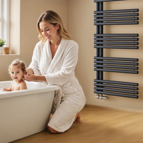 EMKE Badheizkörper mit Handtuchfunktion 1535×600 mm Rundrohr, Warmwasserheizung, Anthrazit, 933W, Stahl, Wandmontage, für Badezimmer geeignet