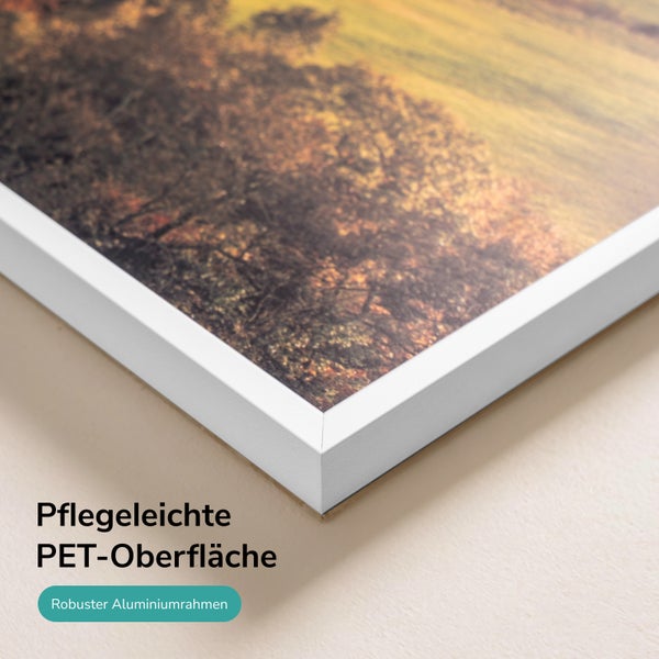 Wandbild mit pflegeleichter PET Oberflaeche und robustem Aluminiumrahmen