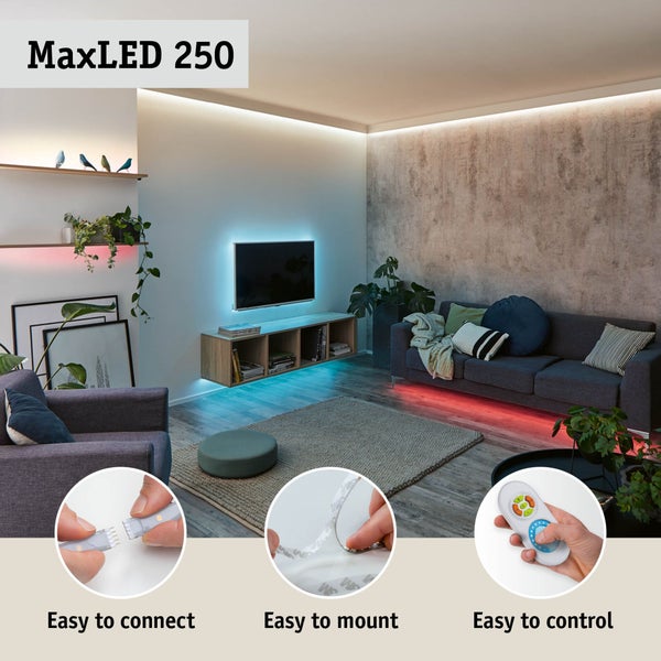 Wohnzimmer mit LED Strips für indirekte Beleuchtung MaxLED 250