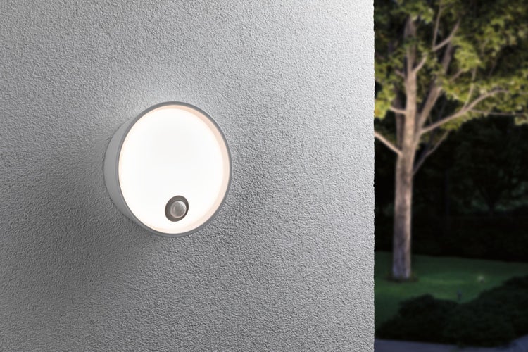 LED Außenwandleuchte Platomo Dämmerungsgesteuerter Bewegungsmelder (IR) seewasserresistent IP44 rund 180mm 3000K 14,5W 1200lm 230V Weiß Kunststoff