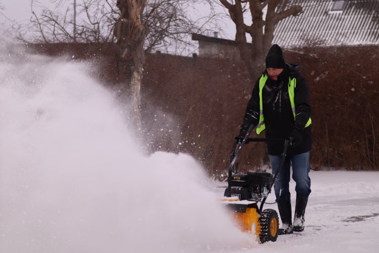 Kehrmaschine Benzin TEXAS Handy Sweep 650TG mit Radantrieb – 212ccm Power für Hof, Schnee & Schmutz