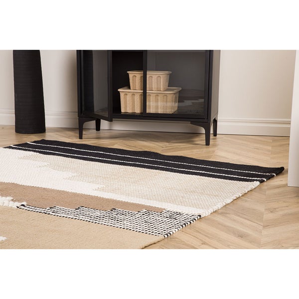 Aston Teppich 350x254cm Braun. 254 X 350 X 2 cm