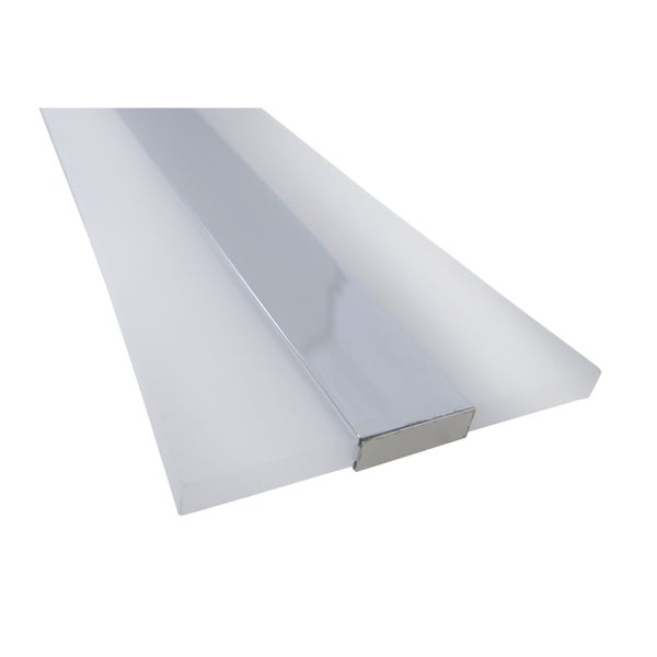 LED-Leuchte mit Chrom-Applikation