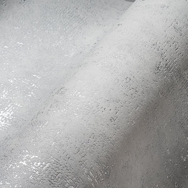 Regal mit Getränkekisten auf mehreren Ebenen