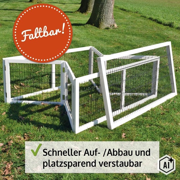 Faltbares Kleintiergehege aus Holz mit Drahtgitter für den Außenbereich auf einer Wiese.