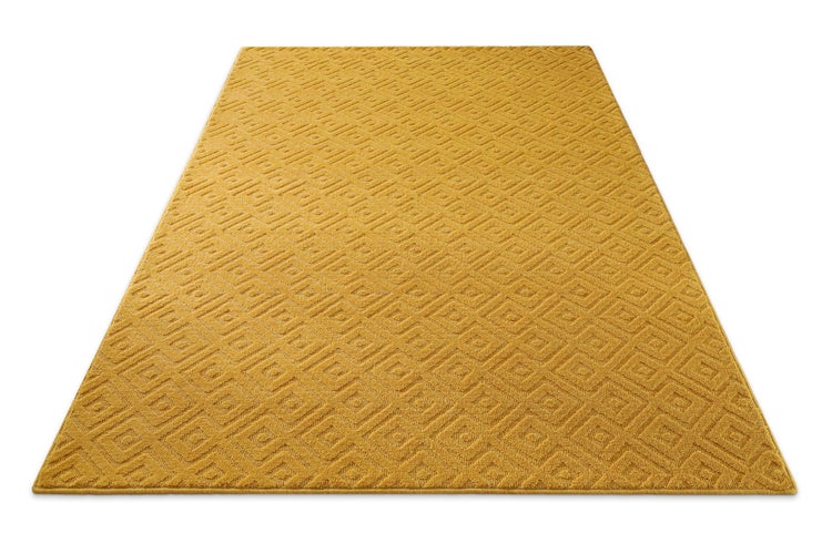Gelber Kurzflor-Teppich mit geometrischem Rautenmuster, Detailansicht von Oberseite und Unterseite.