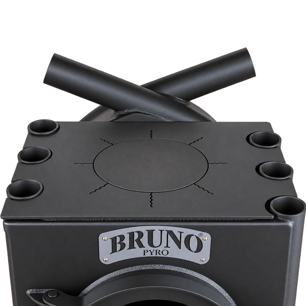 Oberseite eines Bruno Pyro Werkstattofens mit runder Kochplatte und Belüftungsrohren sowie Bruno Logo Schild.